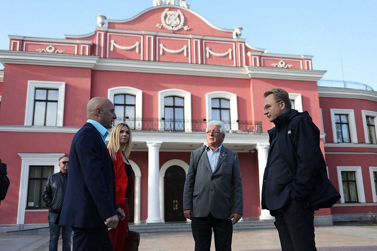 До Львова з гастролями приїде театральна трупа з Кропивницького