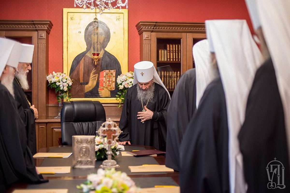 УПЦ (МП) припинила співслужіння з ієрархами Вселенського патріархату