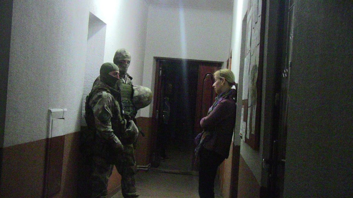 Силовики обшукали будівлю Городенківської міськради на Прикарпатті