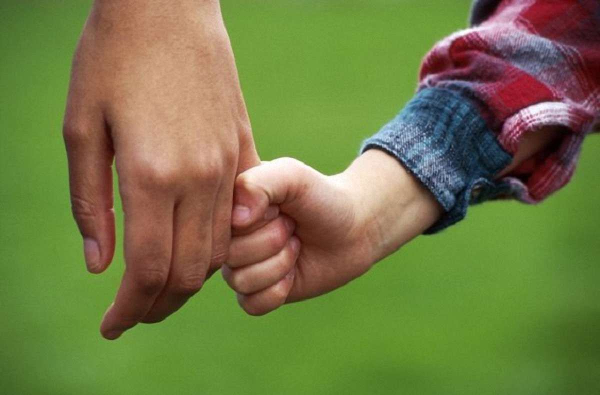 В Україні за 10 років усиновили понад 27 тис. дітей-сиріт
