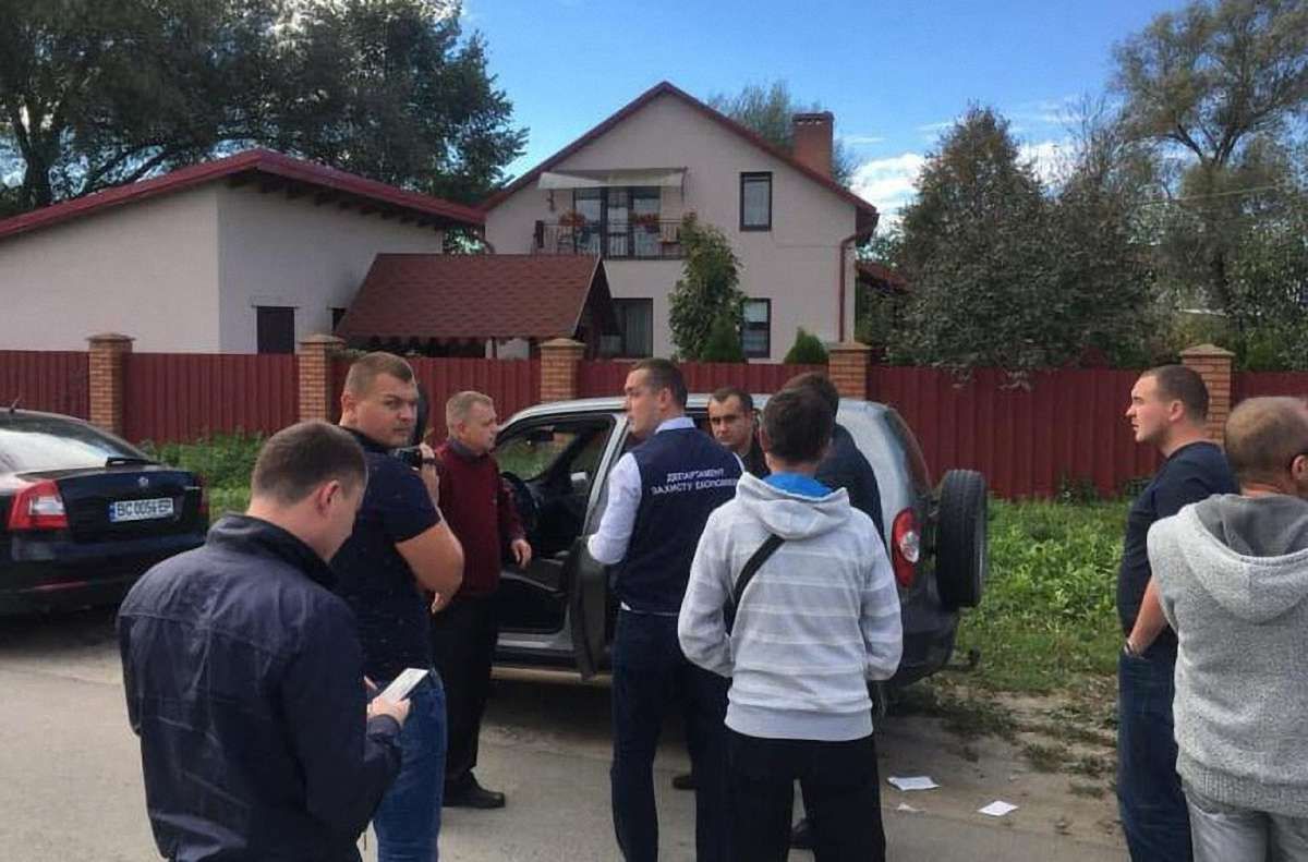 Заступника мера Пустомит затримали на хабарі у 20 тис. грн