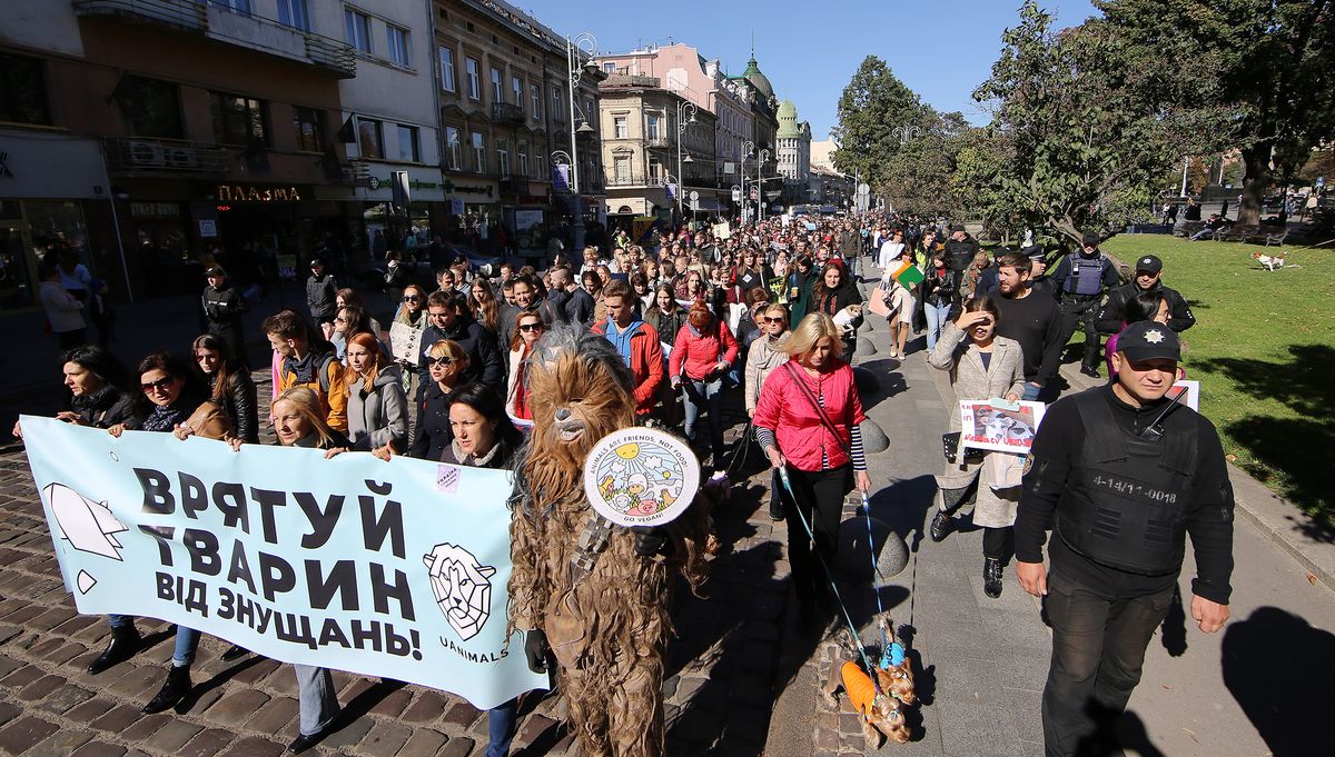 Сотні львів'ян вийшли на марш за права тварин