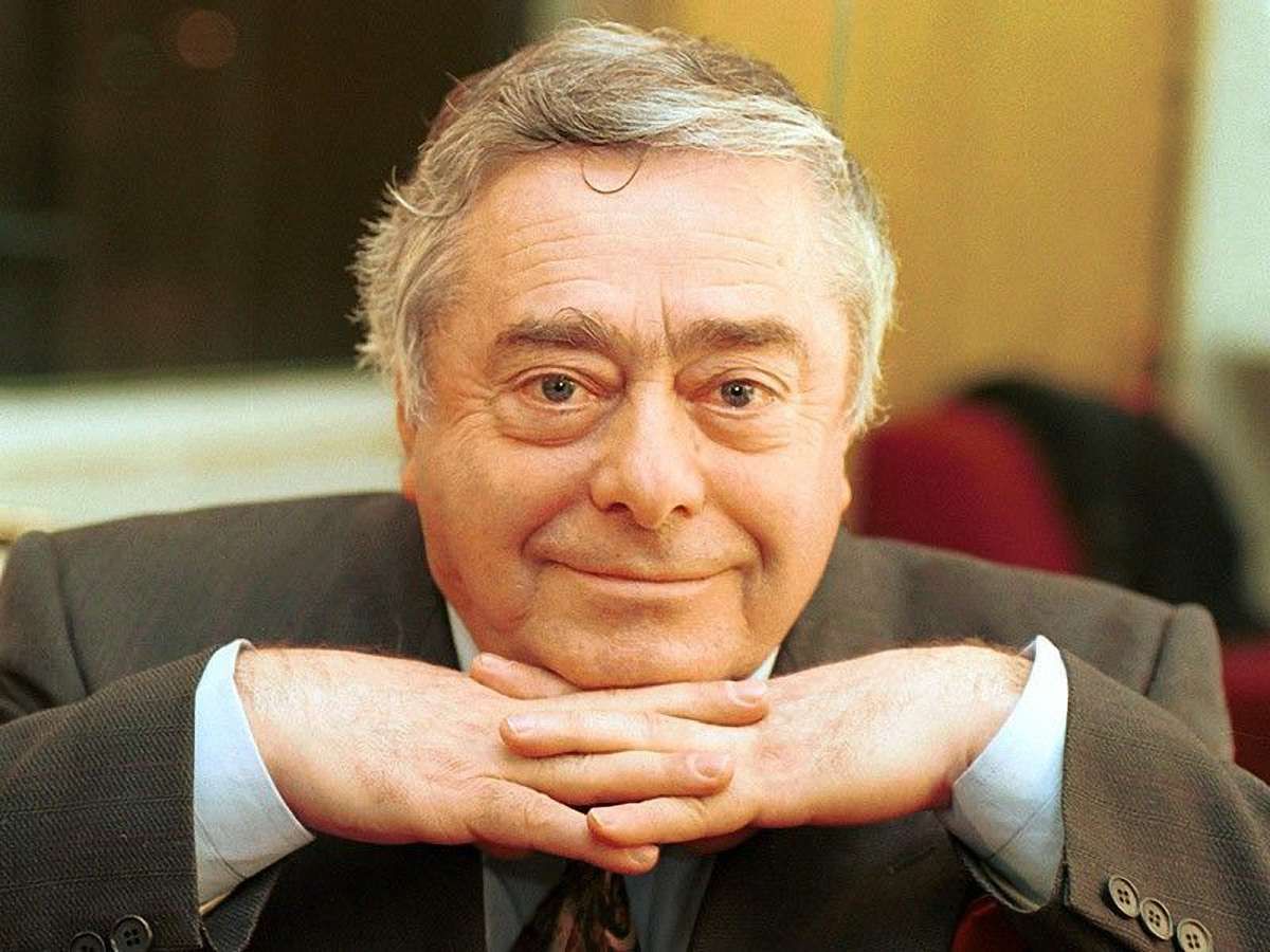 У Росії помер відомий сатирик Роман Карцев