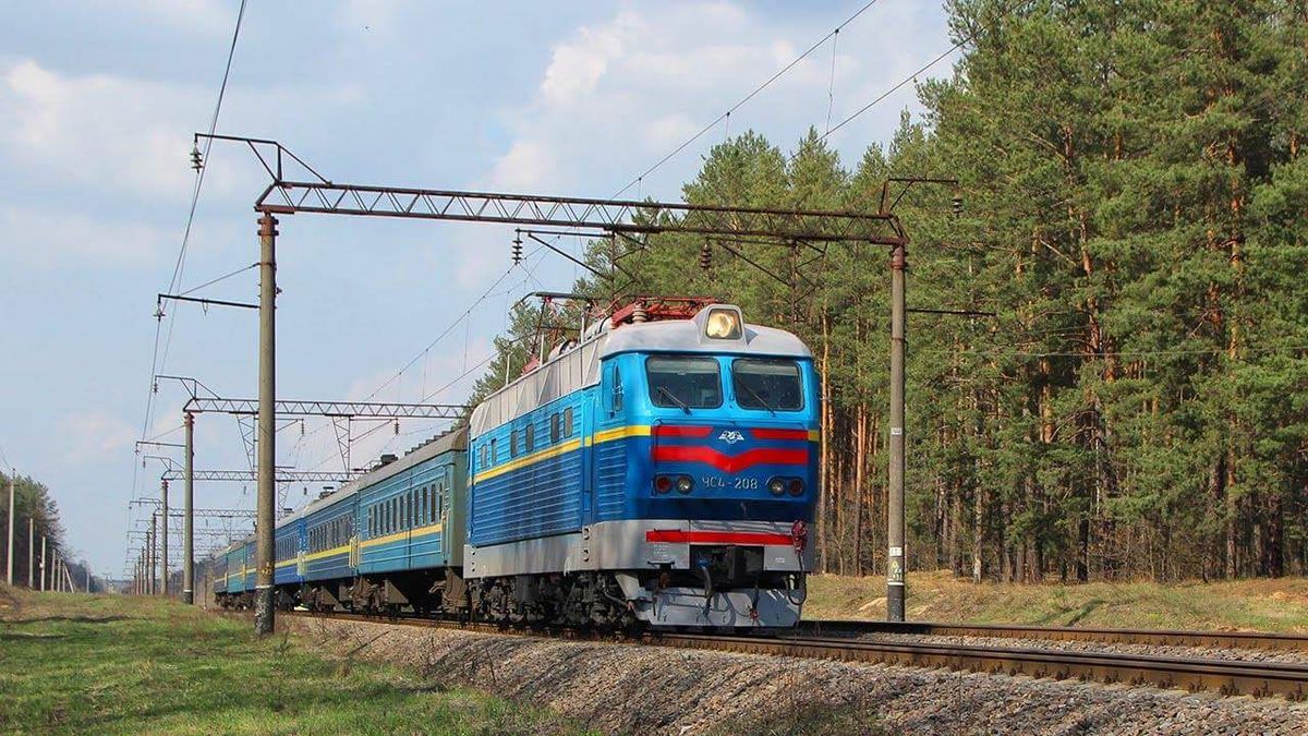 Провідниця потяга Ковель-Москва на ходу виштовхала пасажира з електронним квитком