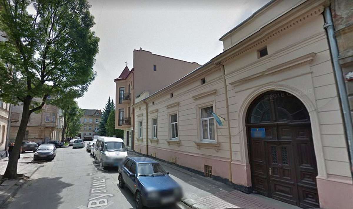 Директорці львівського дитсадка оголосили догану за втечу 5-річного хлопчика