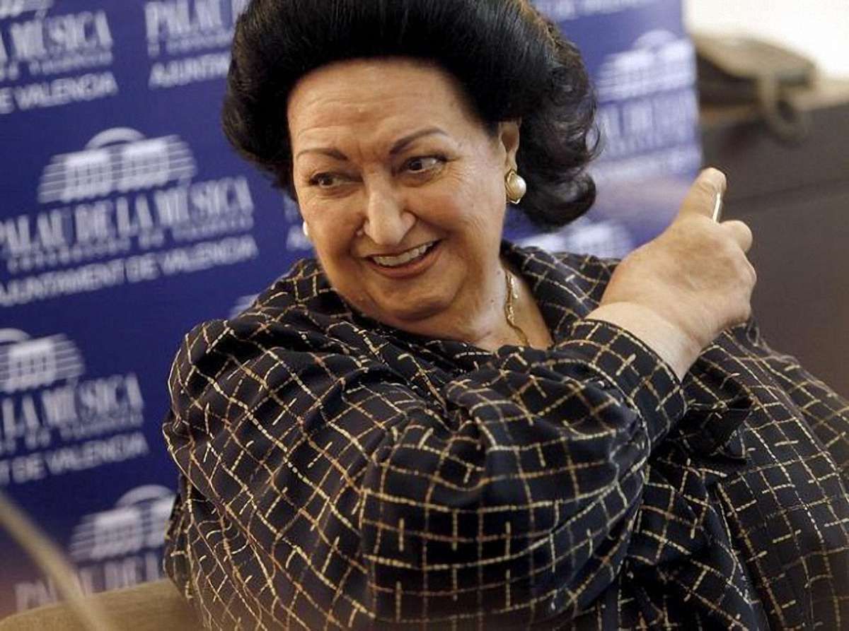 В Іспанії померла оперна співачка Монсеррат Кабальє