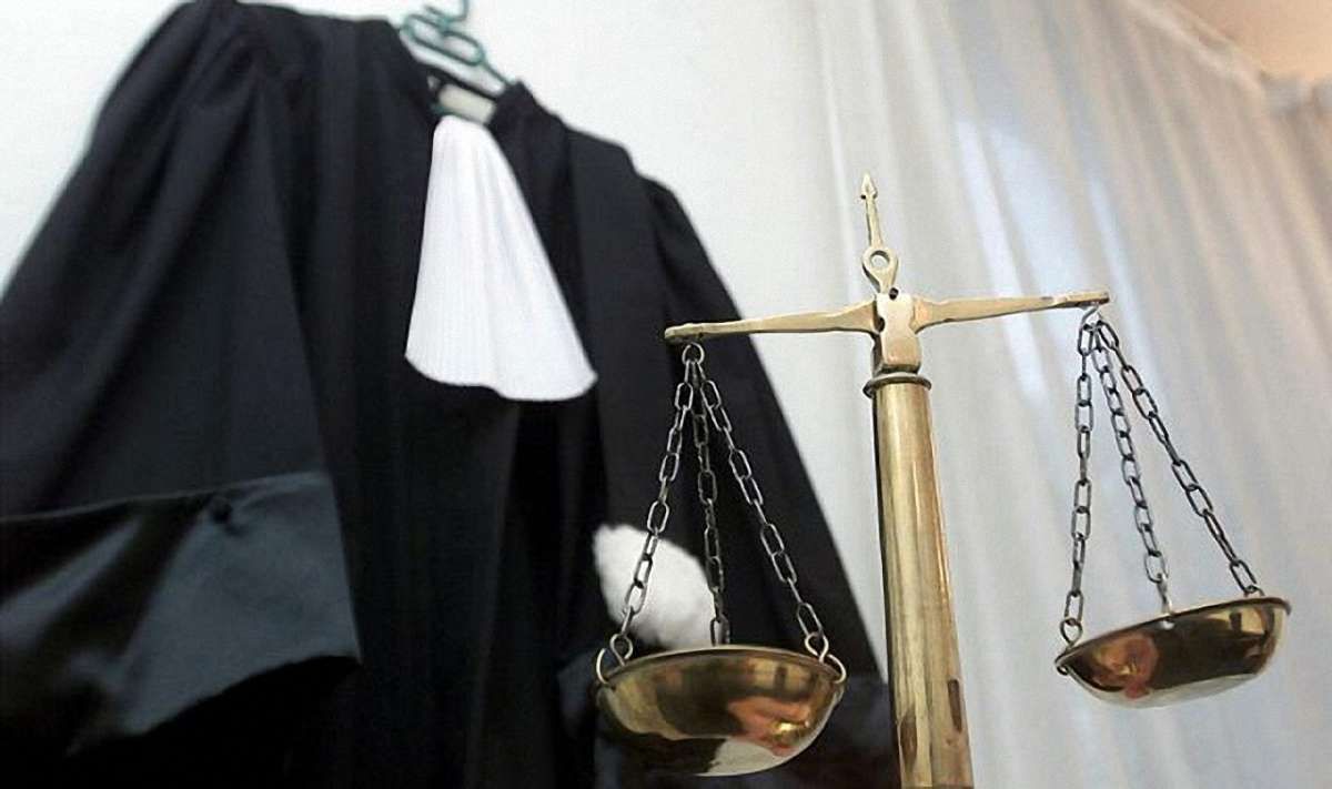 НАБУ провело обшуки у судді Вищого господарського суду через підозри в корупції
