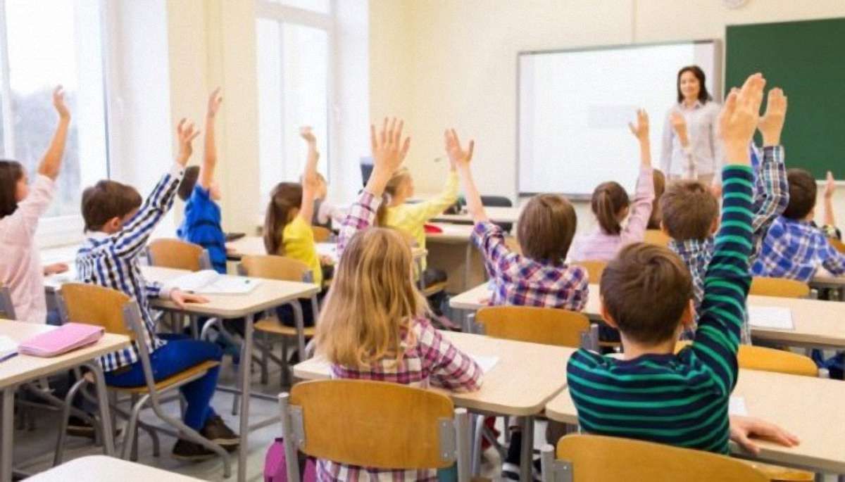 В Україні відзначають День вчителя