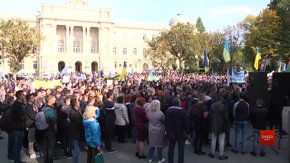 Профспілки Львівщини влаштували мітинг, на якому вимагали вищих зарплат і дешевшого газу