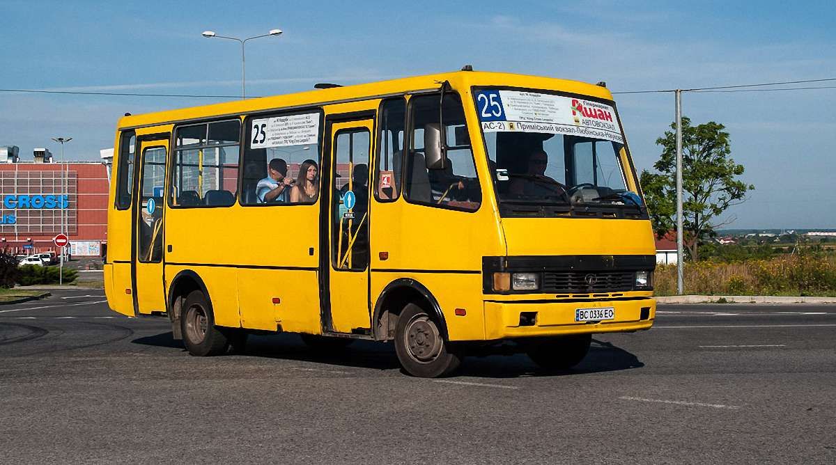 Львівські приватні перевізники вимагають підвищити вартість проїзду в автобусах до 6,5 грн