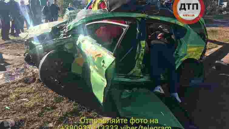 Внаслідок зіткнення двох автомобілів у Києві загинули двоє дівчат