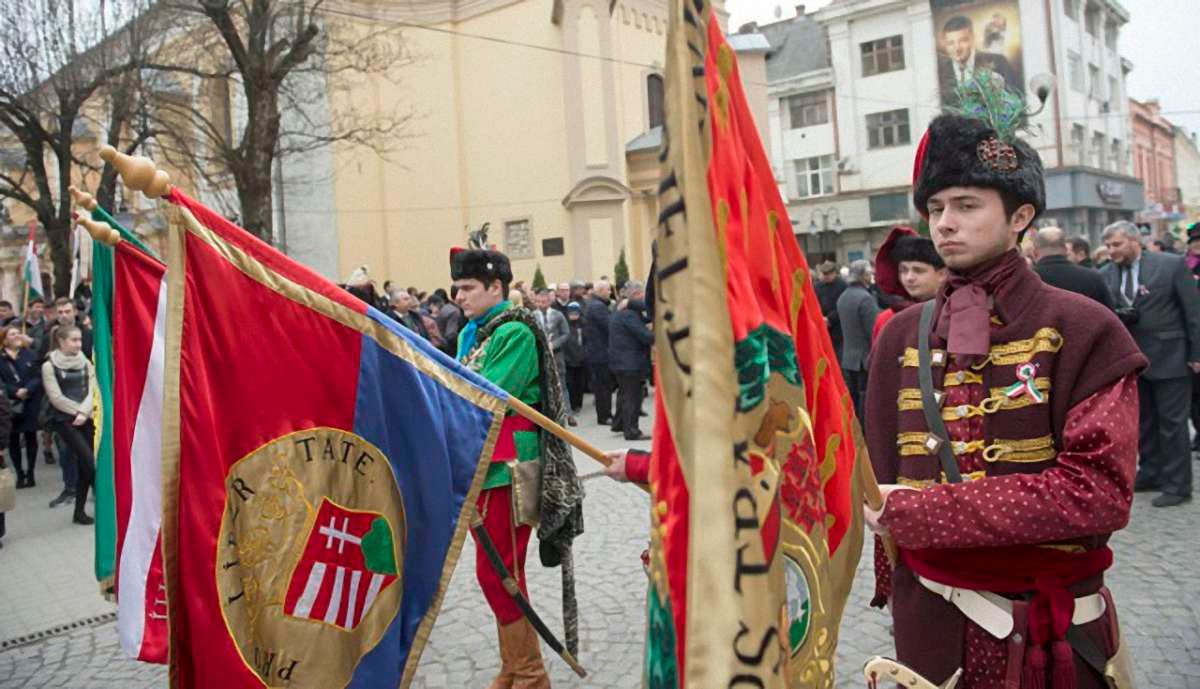 Клімкін засудив публікацію прізвищ закарпатських угорців на сайті «Миротворець»