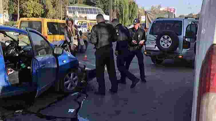 П'яна водійка у Чернівцях потрапила в аварію під час прямої трансляції в Instagram