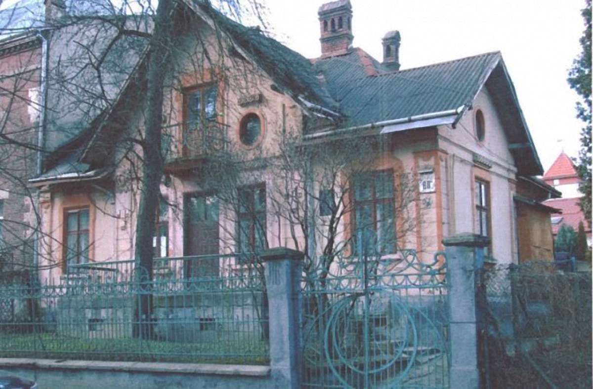 Львівська мерія продала віллу на вул. Коновальця пов’язаній з Дубневичами компанії