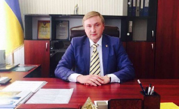 На хабарі затримали скандального головлікаря львівської поліклініки №6 Юрія Токарєва