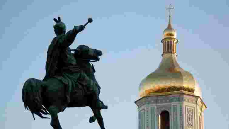 Соціологи зафіксували рекордну підтримку помісної церкви в Україні