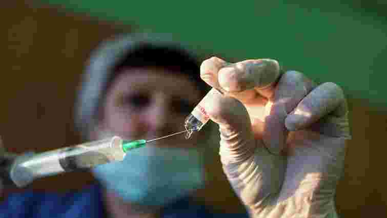Уряд ухвалив постанову про безкоштовну вакцинацію в приватних клініках