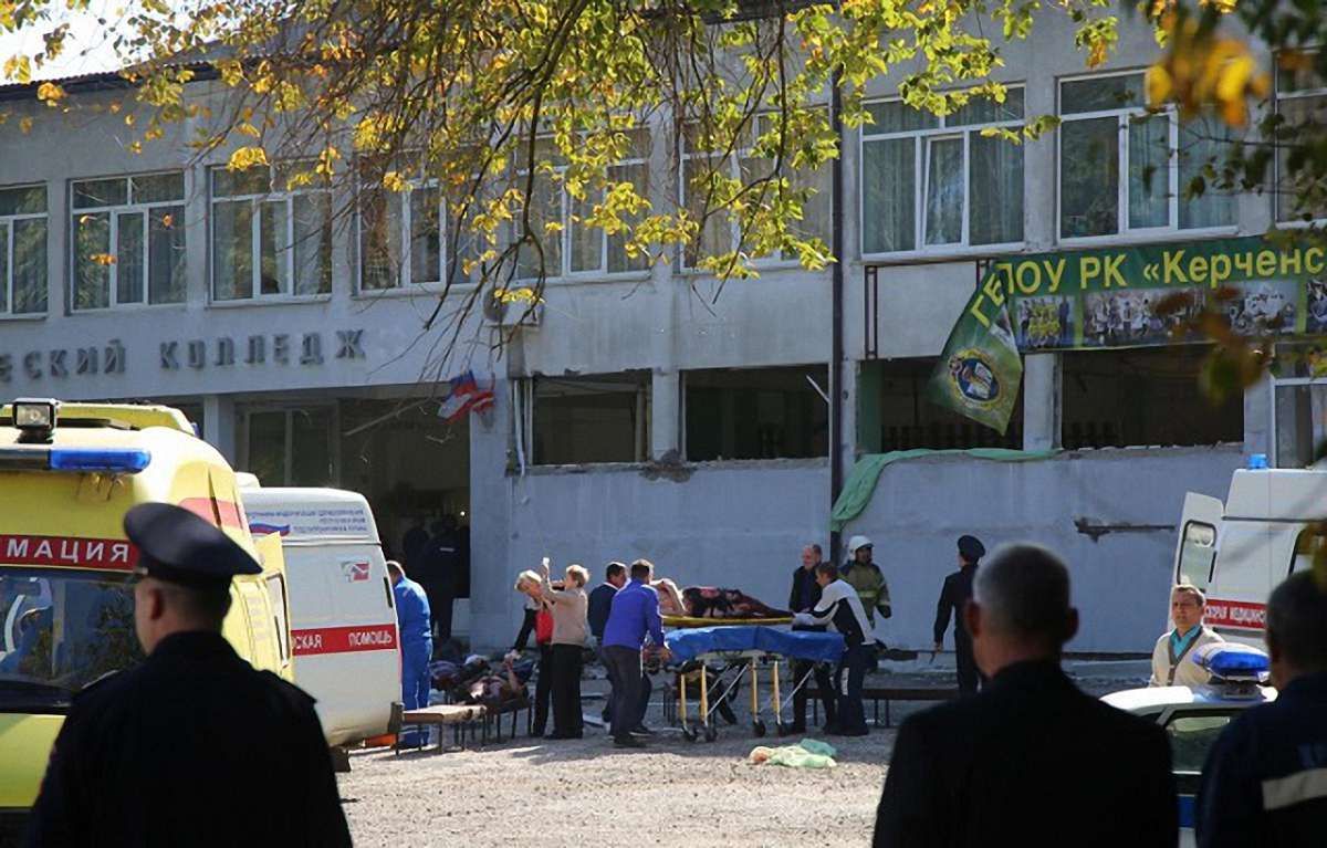 У мережі з'явилося відео стрілянини в будівлі коледжу в Керчі