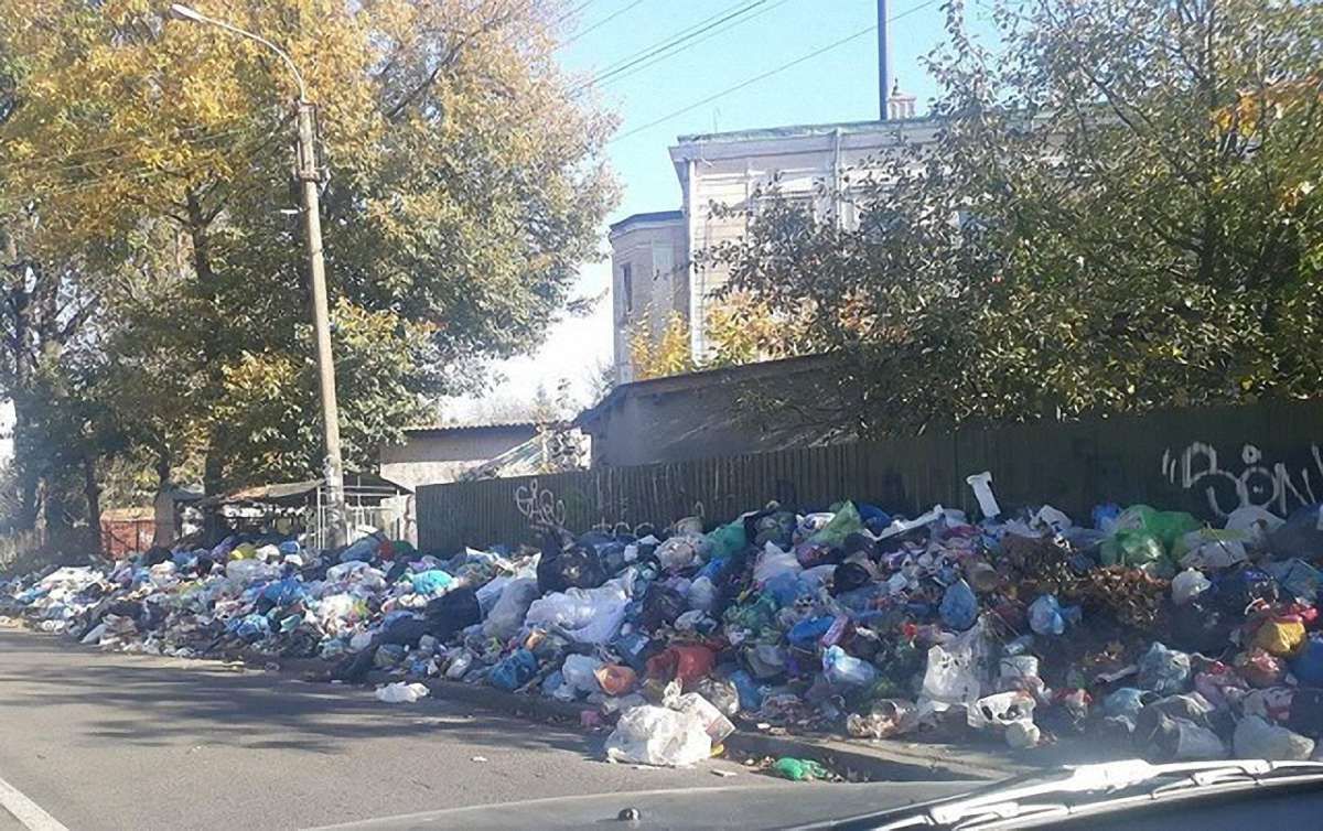 Суд дозволив вивозити відходи на Дрогобицьке сміттєзвалище