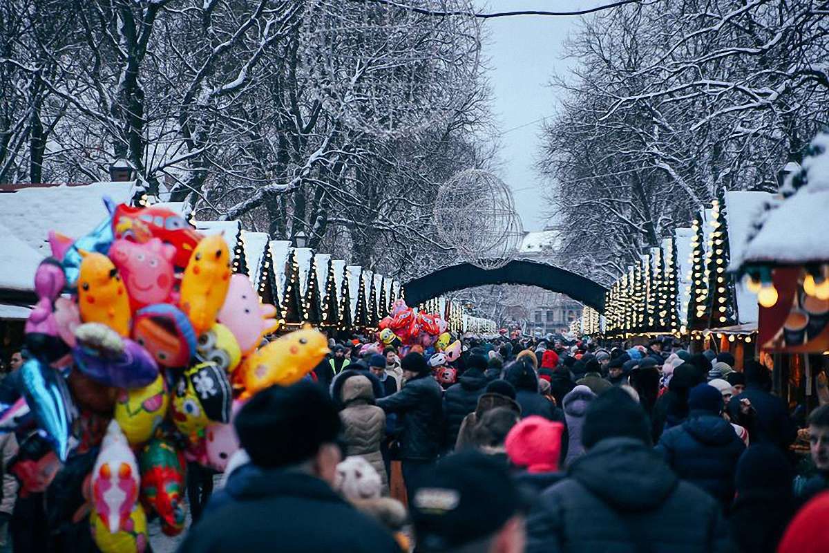 Різдвяний ярмарок працюватиме у Львові півтора місяці
