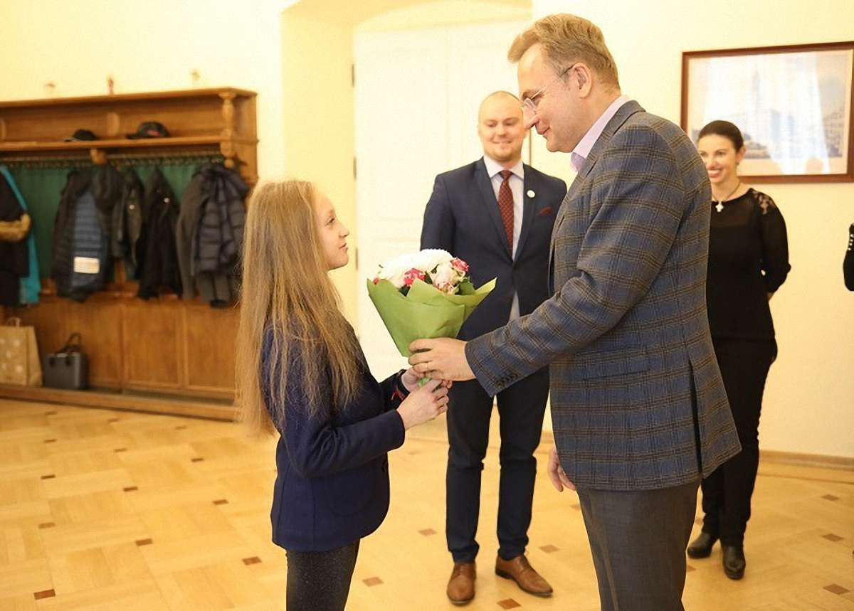  Гімнастку Христину Пограничну у Львові нагородили грошовою премією