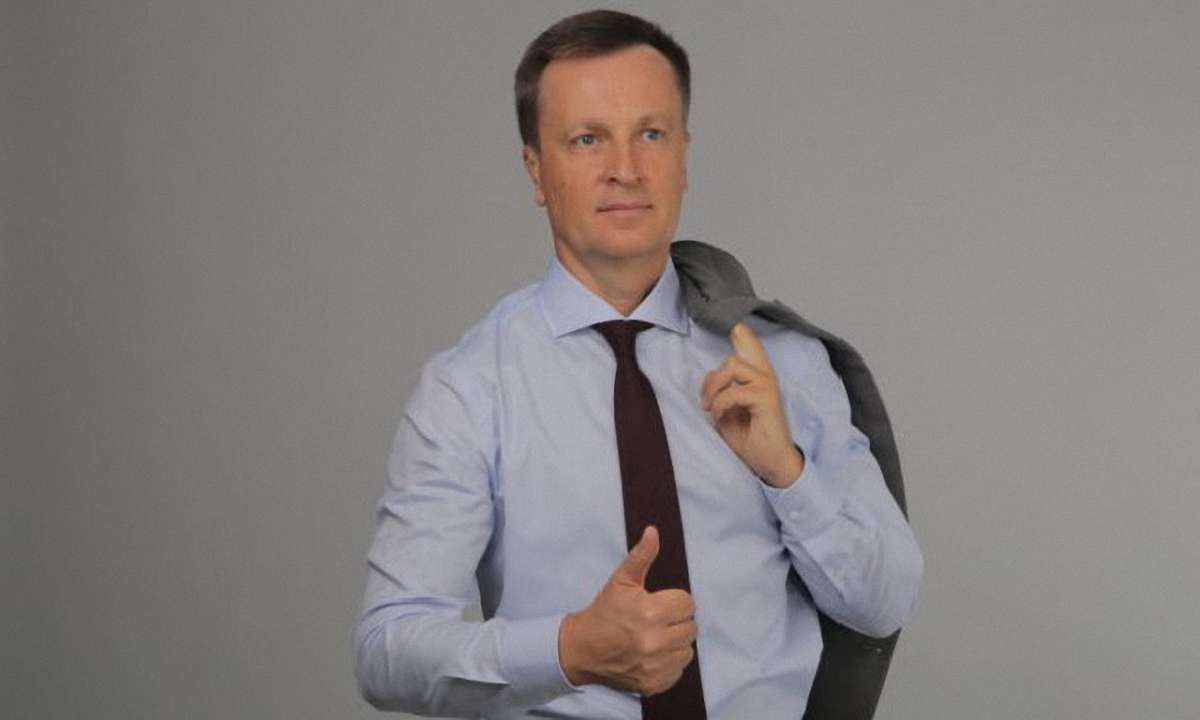 Електронні вибори впевнено виграє Наливайченко