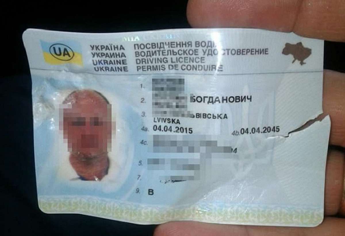Затриманий львівською поліцією водій намагався з’їсти пластикове водійське посвідчення