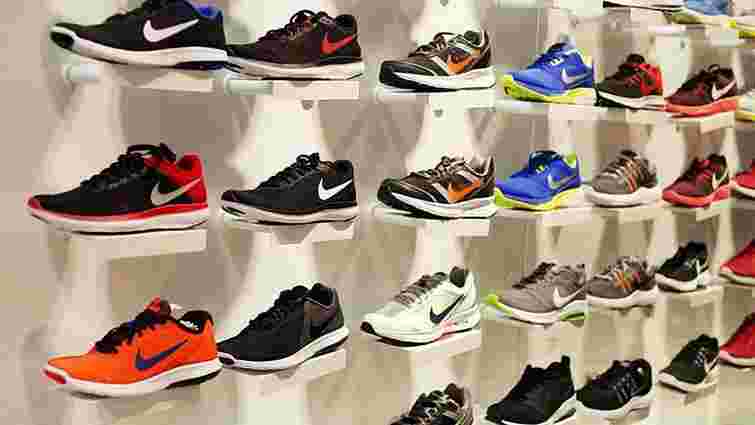 Nike подала до суду на івано-франківських підприємців за торгівлю фальшивими кросівками