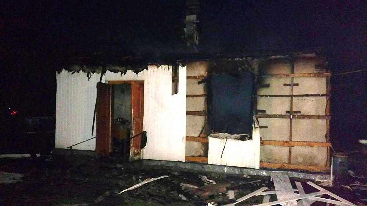 На Яворівщині під час пожежі у літній кухні загинув чоловік