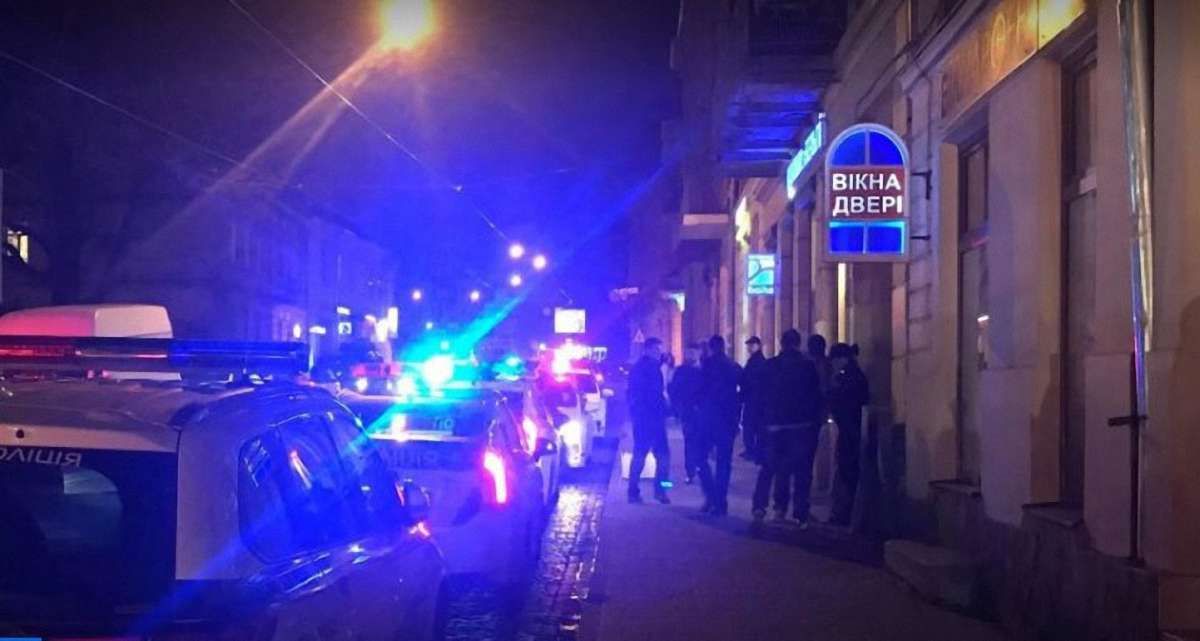 У Львові п’яний чоловік влаштував стрілянину на вул. Личаківській