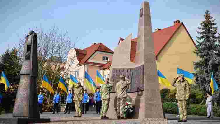 В Ужгороді відкрили меморіал загиблим на Донбасі українським військовим