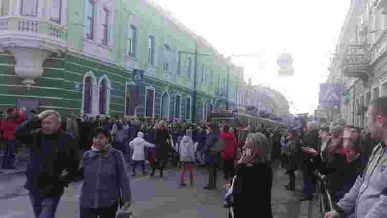 Мешканці Тернополя блокували центральні вулиці міста через подорожчання проїзду в транспорті
