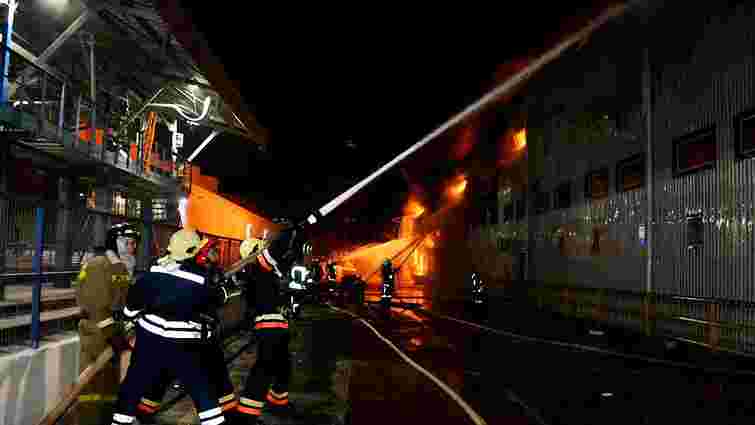 Рятувальники ліквідували масштабну пожежу на олійному заводі на Одещині 