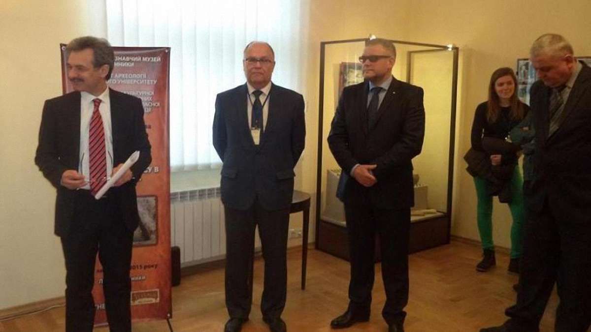 У Винниках триває міжнародна археологічна конференція