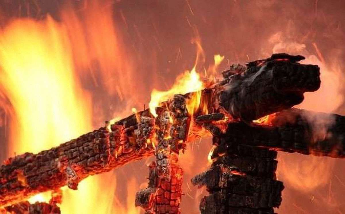 Через пожежу у приватній господарській будівлі на Львівщині загинув 40-річний чоловік