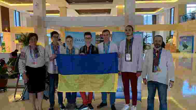 Двоє львівських ліцеїстів отримали нагороди на Міжнародній олімпіаді з астрономії в Китаї