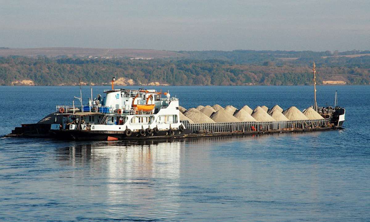 Білорусь планує побудувати річковий порт на кордоні з Україною