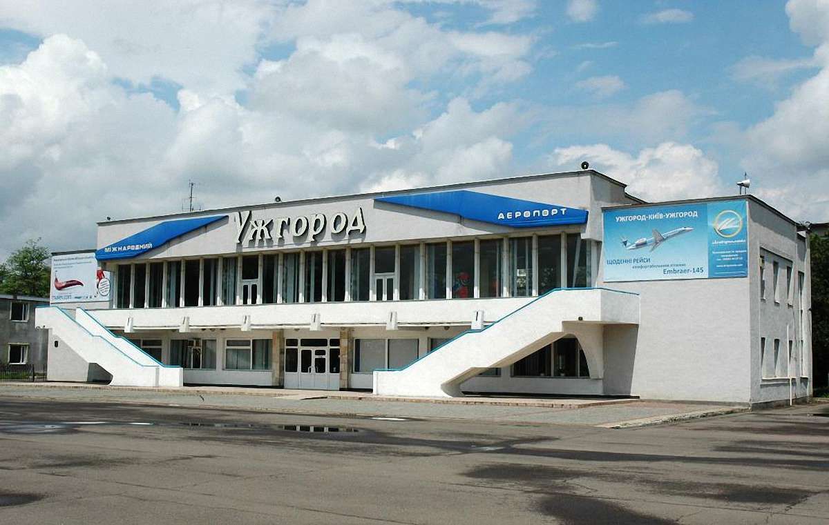 Омелян анонсував авіарейси з Києва до Ужгорода і з Харкова до Львова