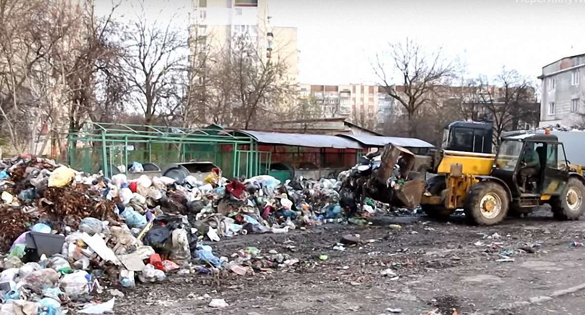 Київський бізнесмен власним коштом вивіз з Дрогобича 36 тонн сміття 
