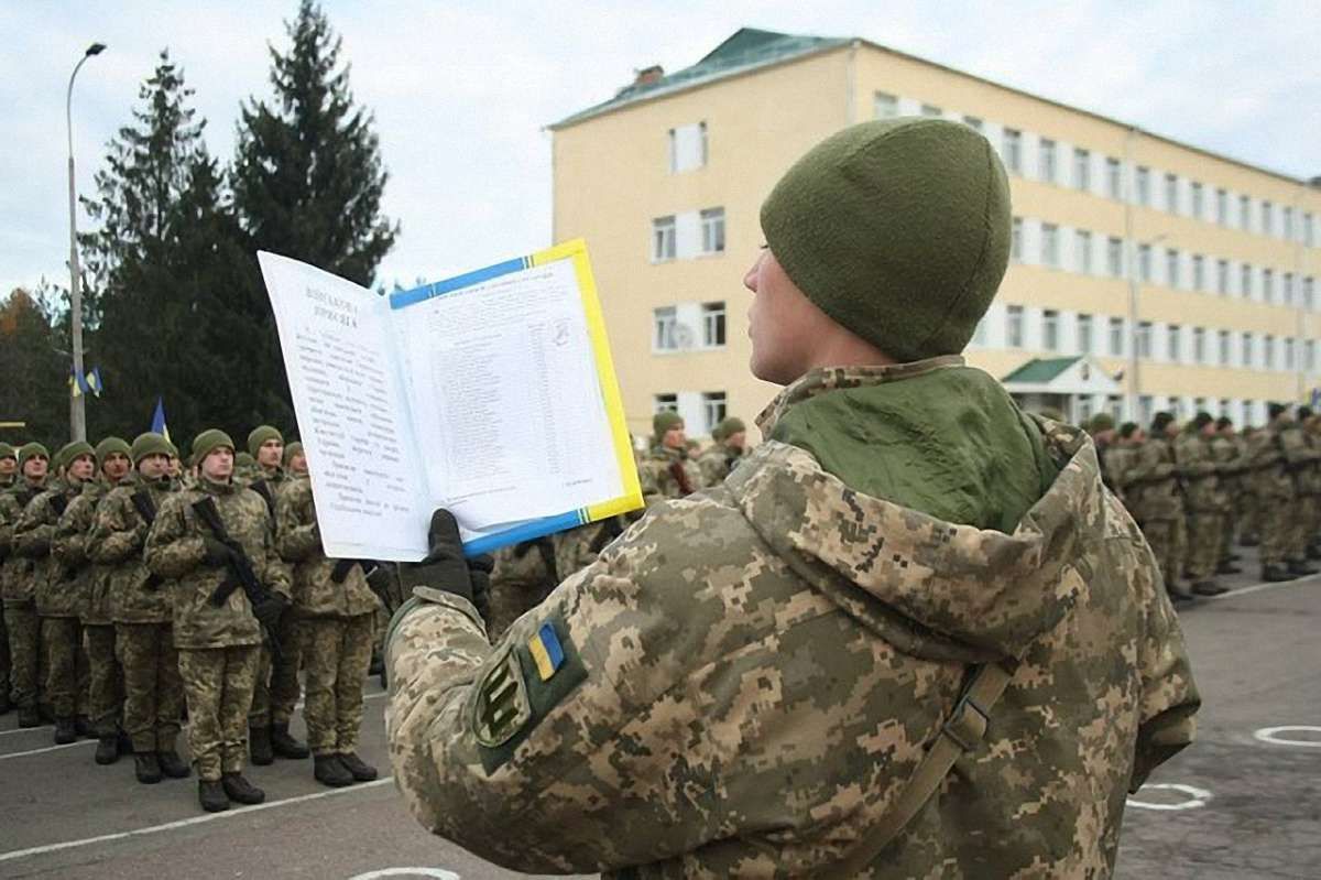 На Яворівщині понад 1500 призовників склали військову присягу