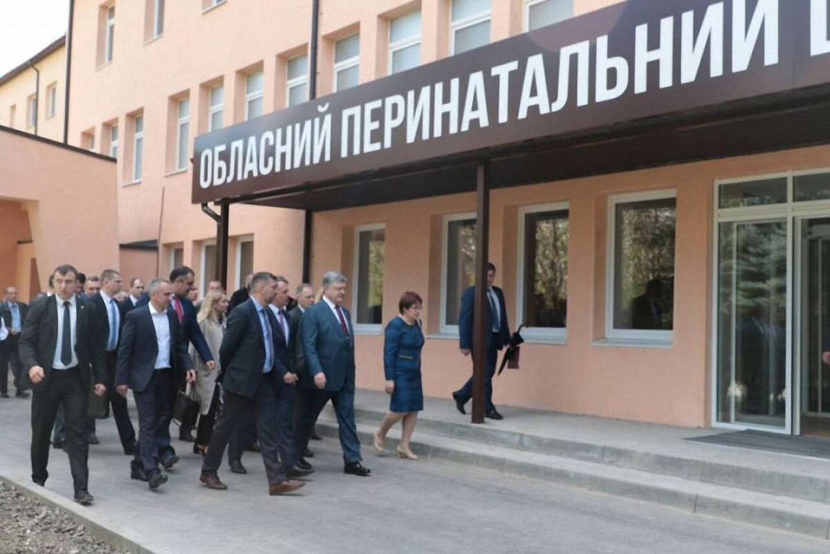 На посаду директора Львівського перинатального центру є п'ять претендентів