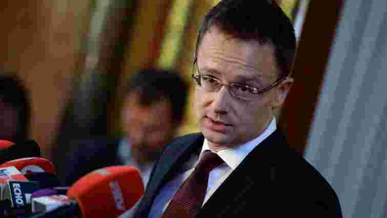 Угорщина продовжить блокувати зближення України з НАТО, – Сіярто