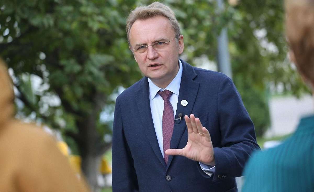 Садовий порівняв корупцію в умовах воєнного стану з мародерством