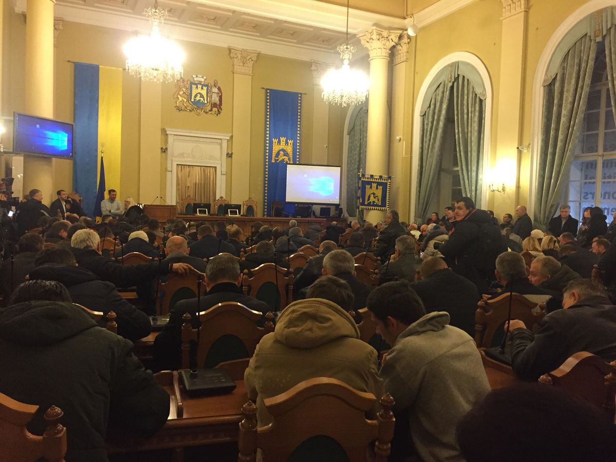 Львів’яни на громадських слуханнях не підтримали пропозицію заборонити підняття вартості проїзду