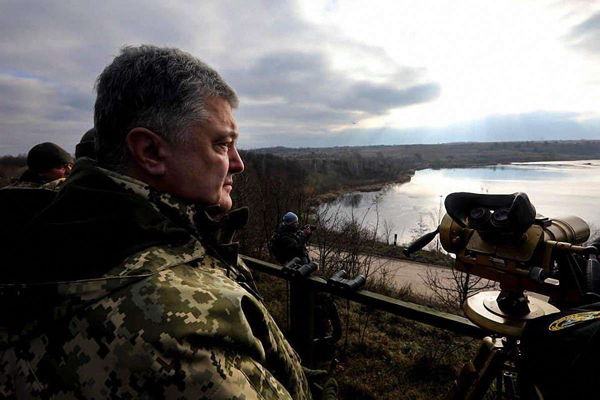 Кількість російських танків поблизу українського кордону зросла втричі