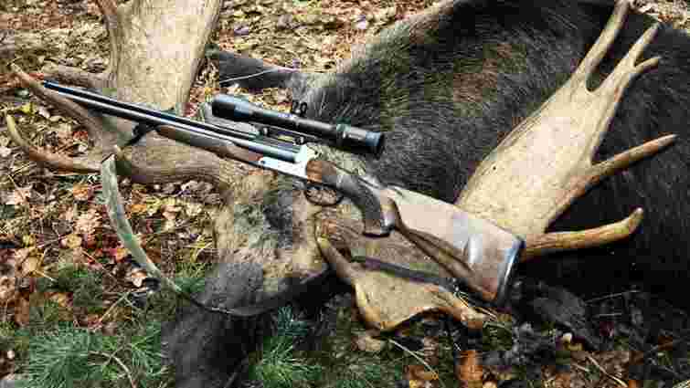 Окружний адміністративний суд Києва скасував заборону на полювання на лося