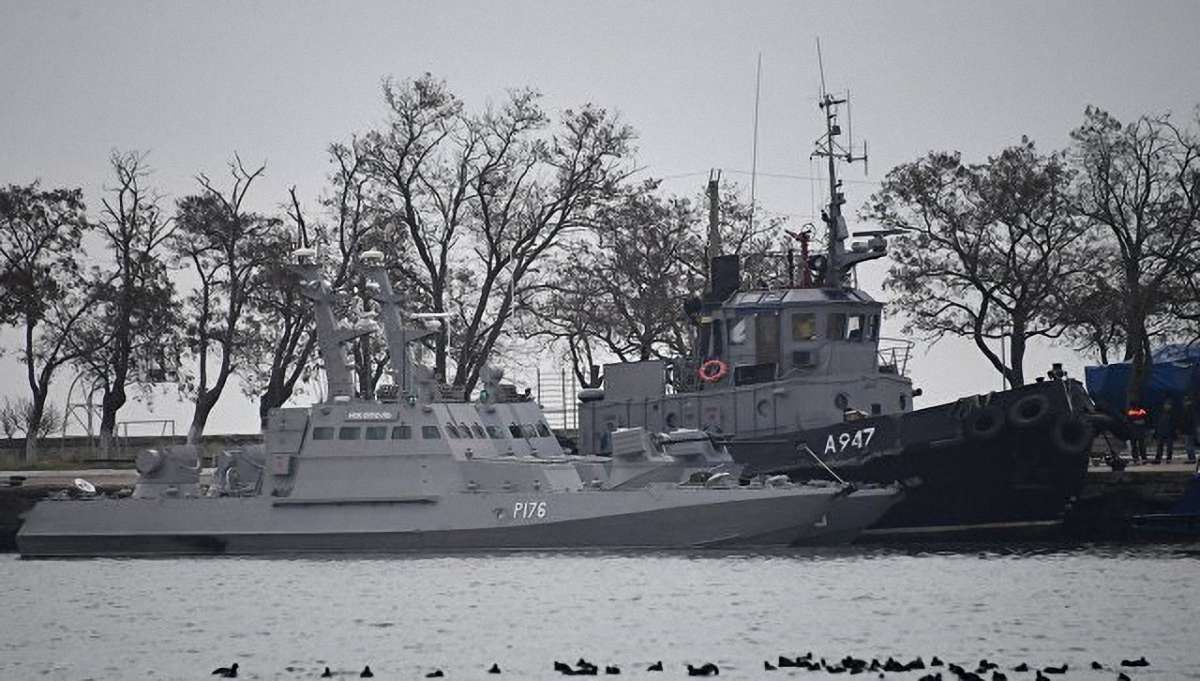 Росіяни арештували на два місяці всіх захоплених в полон українських моряків