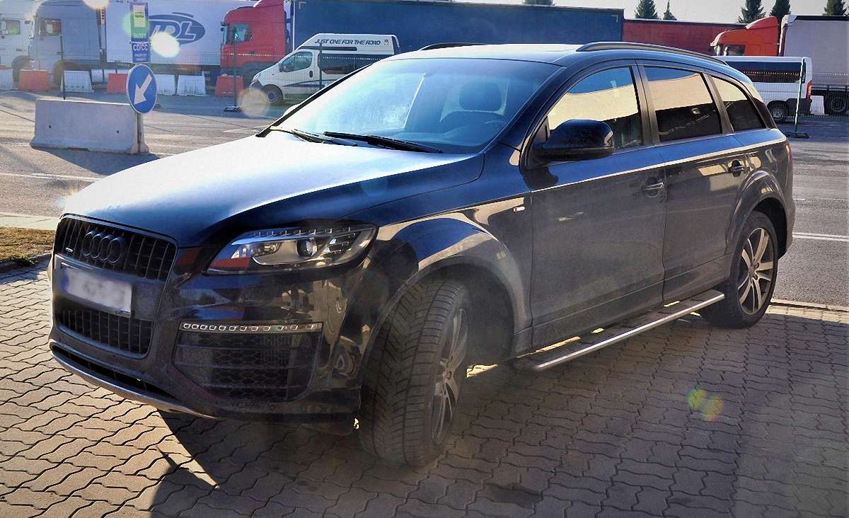 Польські прикордонники затримали українця із викраденим у Німеччині автомобілем
