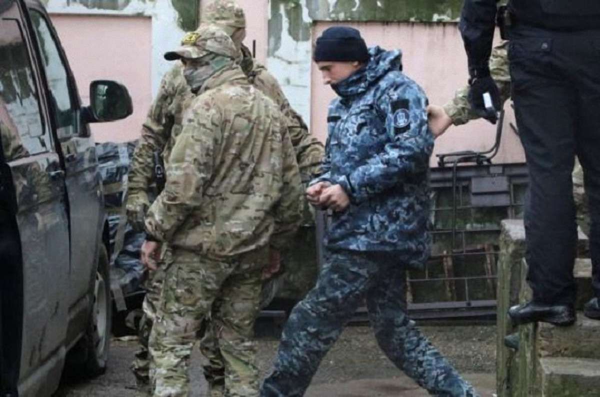 До українських моряків, які перебувають в російському полоні, пустили перших відвідувачів