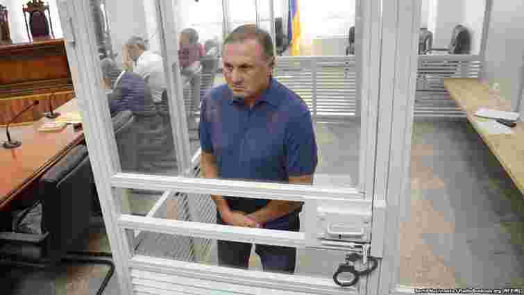 Екс-регіоналу Олександру Єфремову продовжили арешт на два місяці